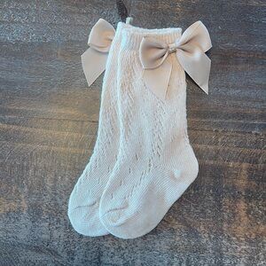 Elegant Cream Knit Socks with Bows